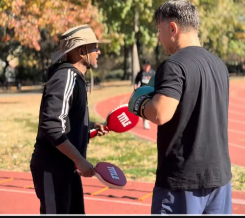 Sé como convertirte en un campeón de boxeo.