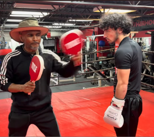 Sé como convertirte en un campeón de boxeo.