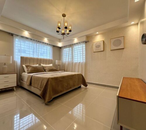 Apartamento en la Autopista San Isidro