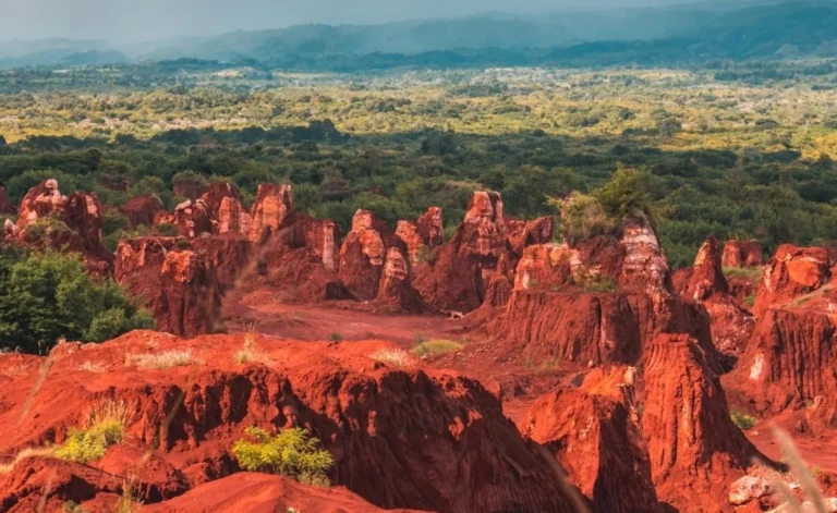 RD tiene tierras raras… ¿pero los cuartos llegarán o también serán raros?