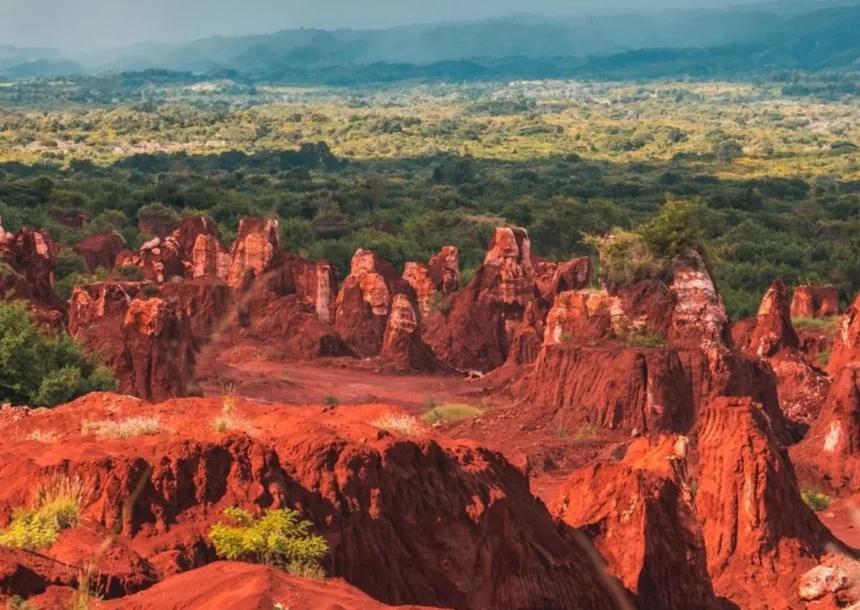 RD tiene tierras raras… ¿pero los cuartos llegarán o también serán raros?